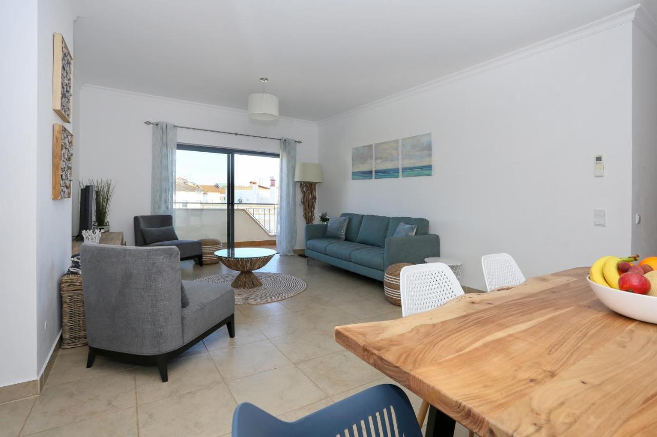 3 Bedroom Apartment With Indoor Pool Central Lagos Eksteriør bilde