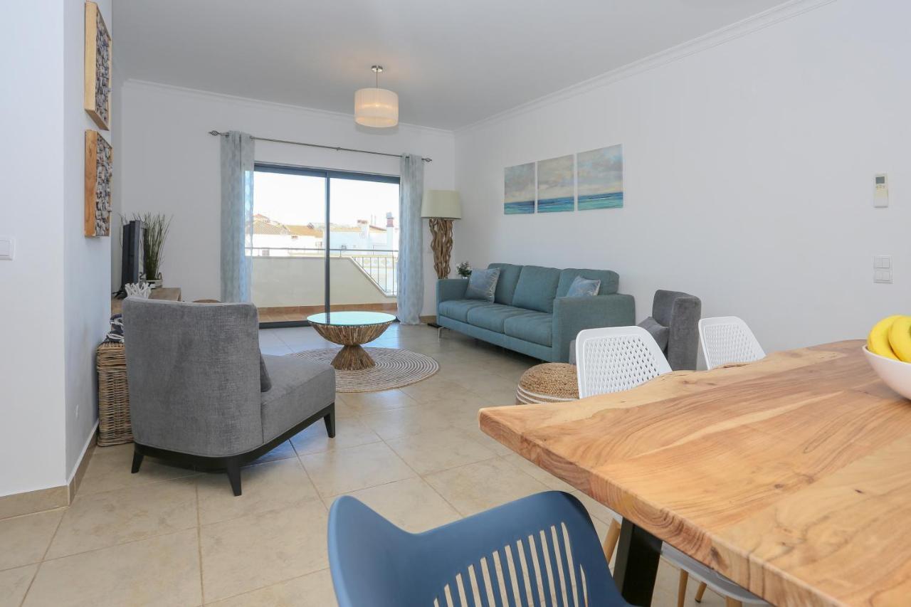 3 Bedroom Apartment With Indoor Pool Central Lagos Eksteriør bilde
