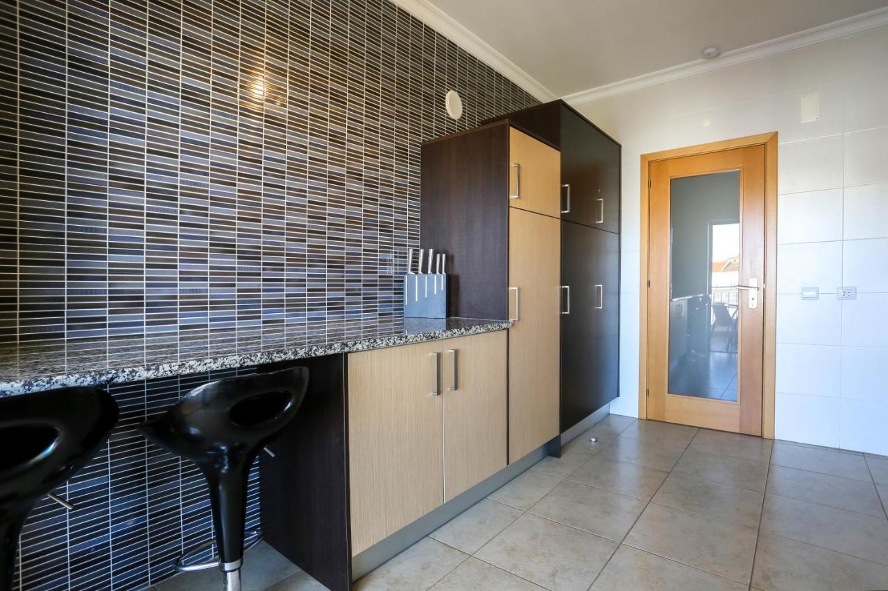 3 Bedroom Apartment With Indoor Pool Central Lagos Eksteriør bilde