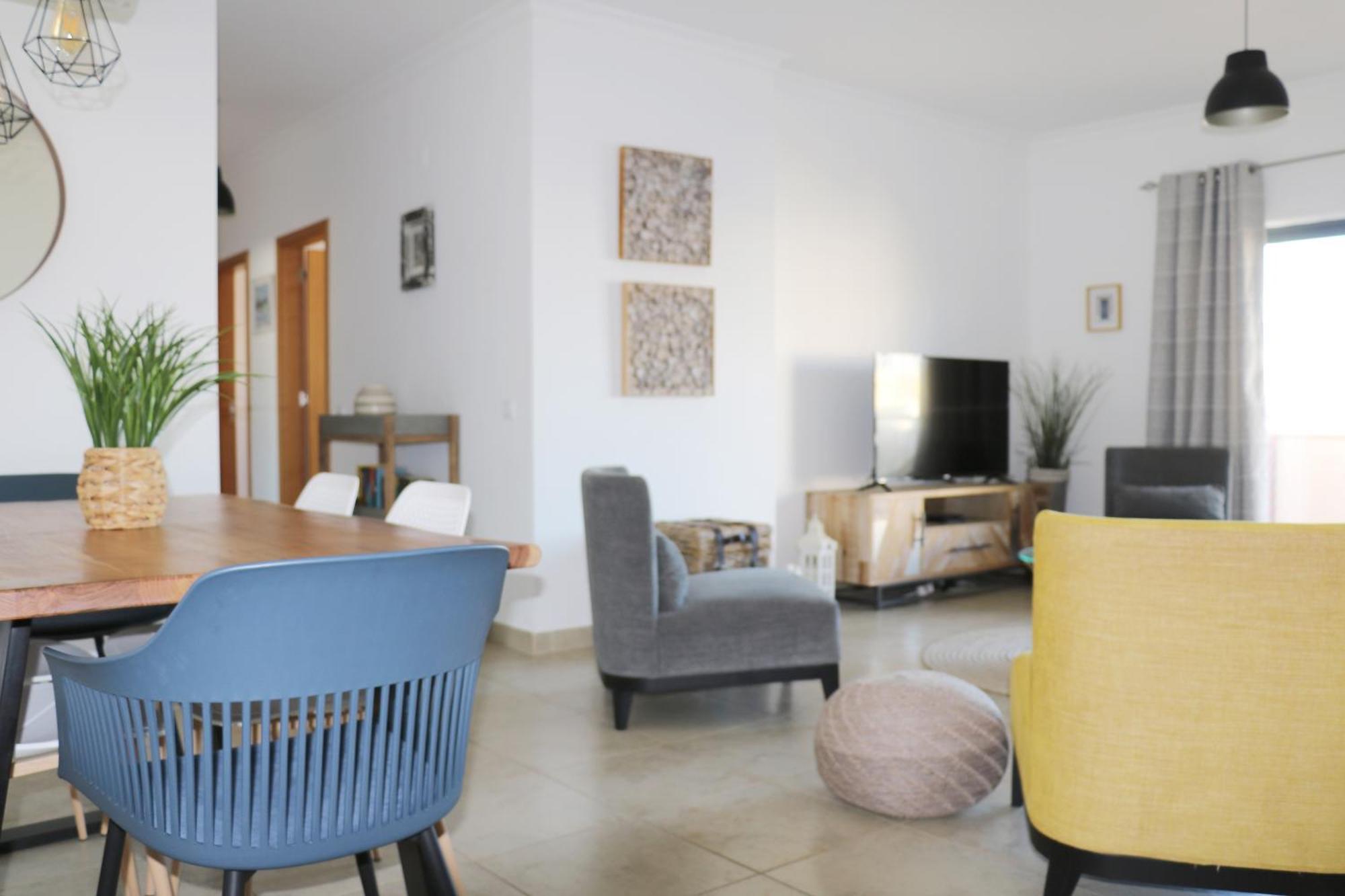 3 Bedroom Apartment With Indoor Pool Central Lagos Eksteriør bilde